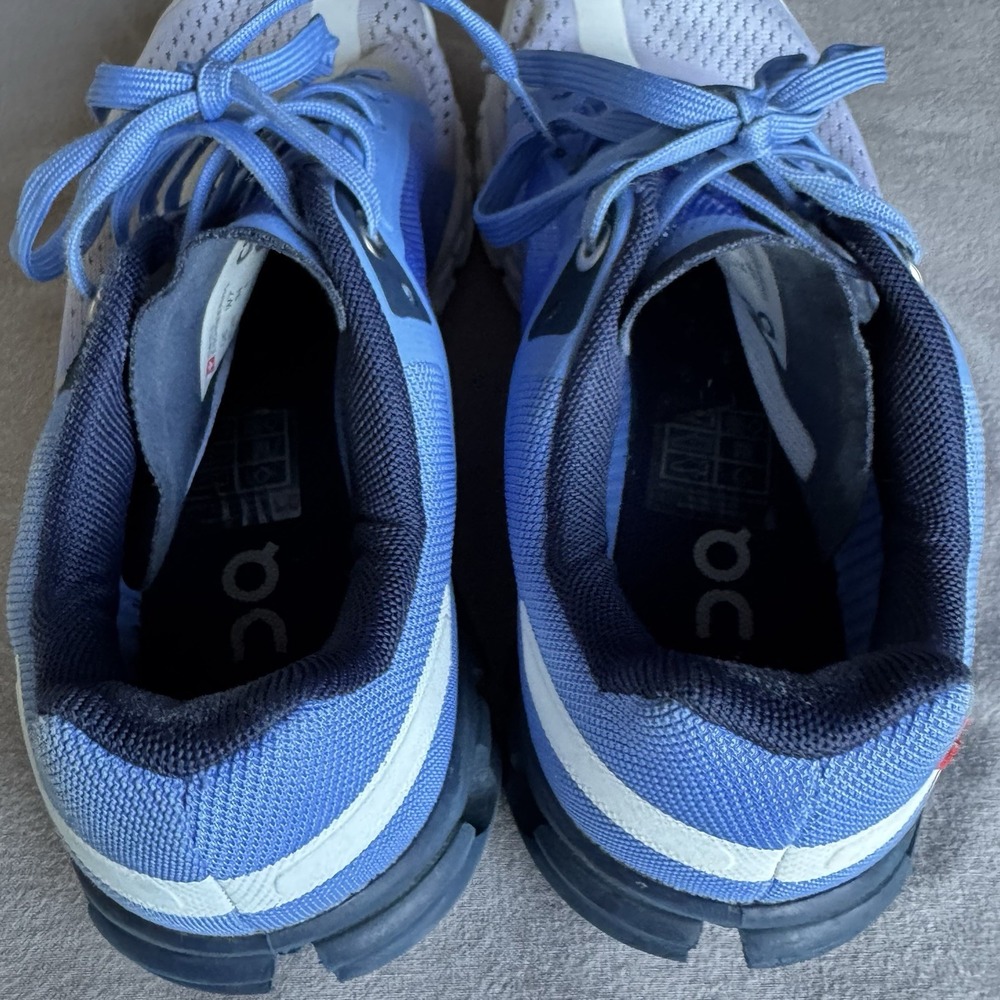 Size 7 - On Cloudflow Marina/White 35.99233 Shoes - Picture 7 of 10